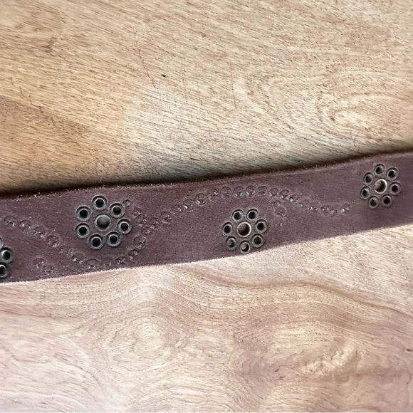 Baltazar | Distressed Leather Studded Belt - Picture 5 of 8